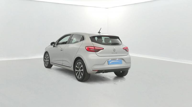 Vente en ligne Renault Clio 5 Clio Blue dCi 100 - 21N au prix de 12 470 €