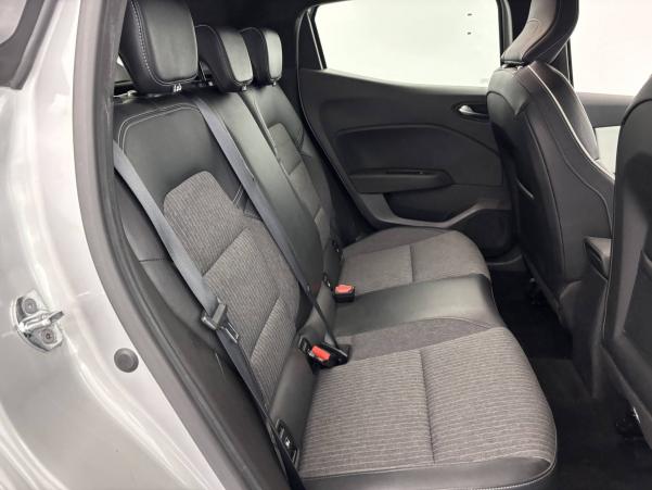 Vente en ligne Renault Clio 5 Clio Blue dCi 100 - 21N au prix de 12 470 €