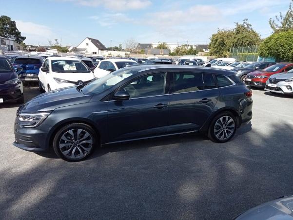 Vente en ligne Renault Megane 4 Estate  E-Tech plug-in hybrid 160 au prix de 26 990 €