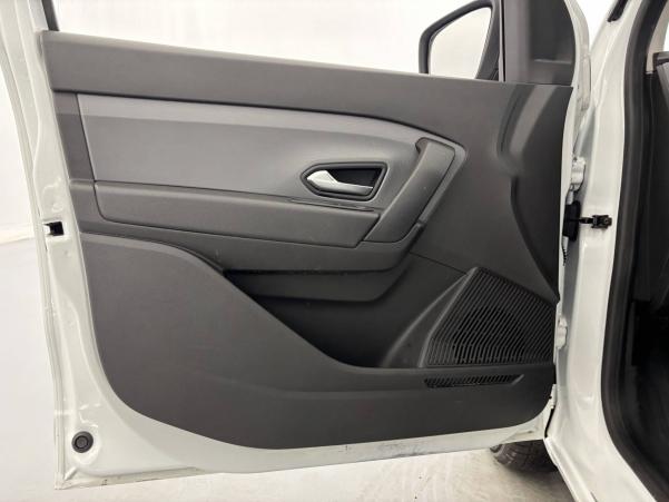Vente en ligne Renault Express Van  BLUE DCI 95 au prix de 12 790 €