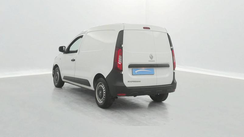 Vente en ligne Renault Express Van  BLUE DCI 95 au prix de 12 790 €