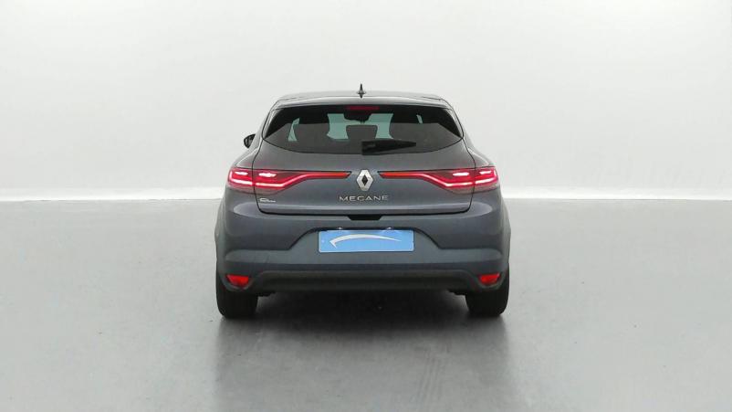 Vente en ligne Renault Megane 4  Blue dCi 115 EDC au prix de 24 990 €