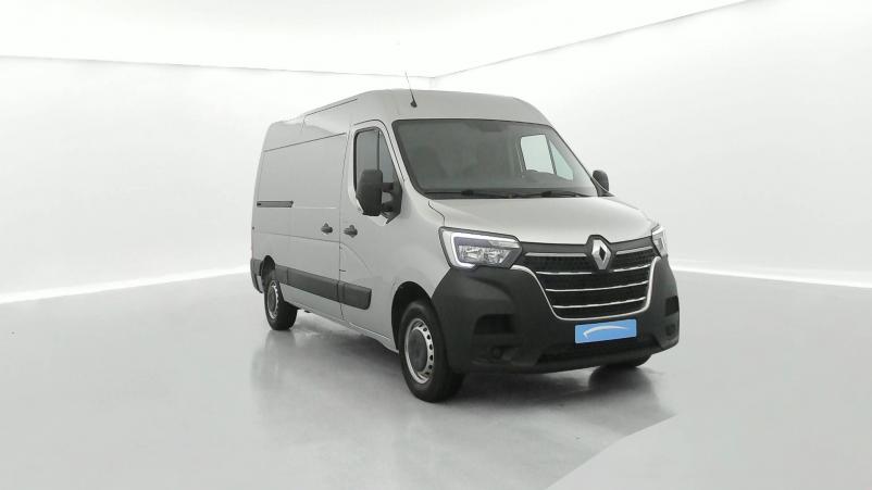 Vente en ligne Renault Master 3 Fourgon MASTER FGN TRAC F3300 L2H2 BLUE DCI 135 au prix de 31 990 €