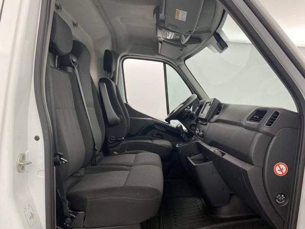 Vente en ligne Renault Master 3 Fourgon MASTER FGN TRAC F3500 L2H2 ENERGY DCI 150 au prix de 25 990 €