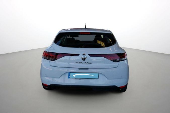 Vente en ligne Renault Megane 4  Blue dCi 115 au prix de 17 850 €