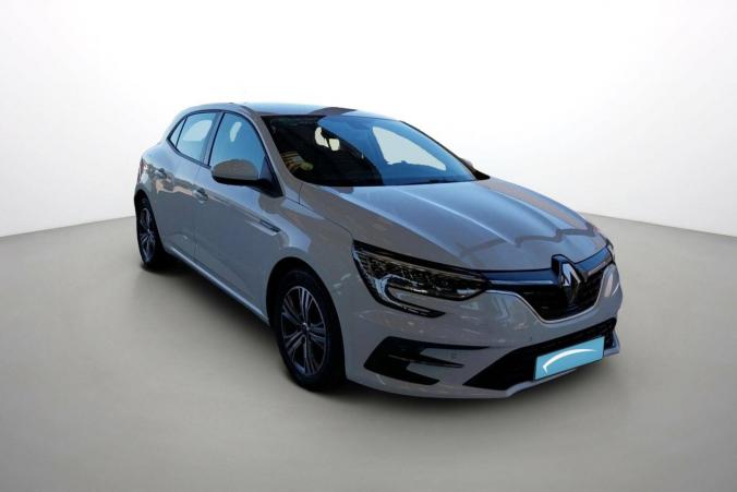 Vente en ligne Renault Megane 4  Blue dCi 115 au prix de 17 850 €