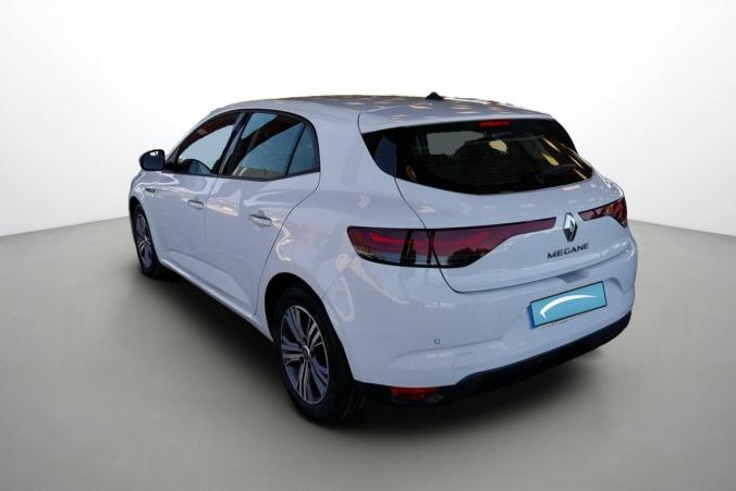 Vente en ligne Renault Megane 4  Blue dCi 115 au prix de 17 850 €