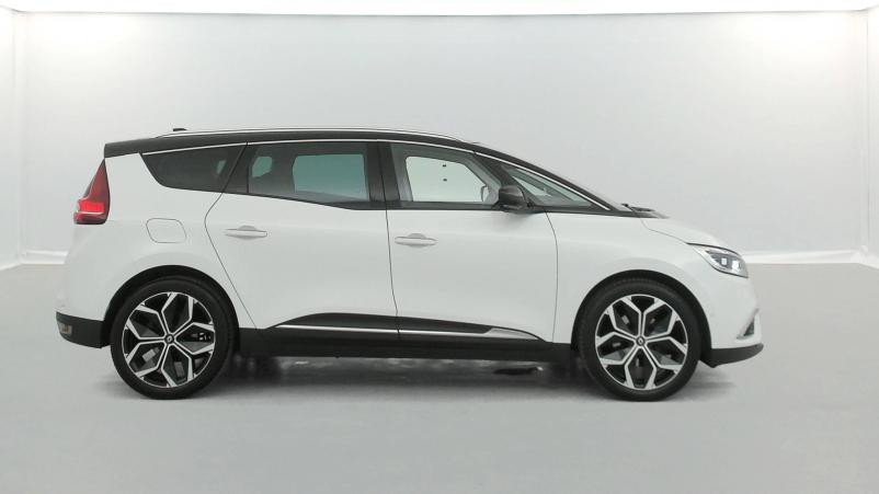 Vente en ligne Renault Grand Scenic 4 Grand Scenic TCe 140 EDC au prix de 24 870 €