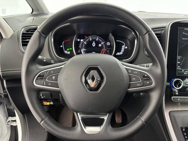 Vente en ligne Renault Grand Scenic 4 Grand Scenic TCe 140 EDC au prix de 24 870 €