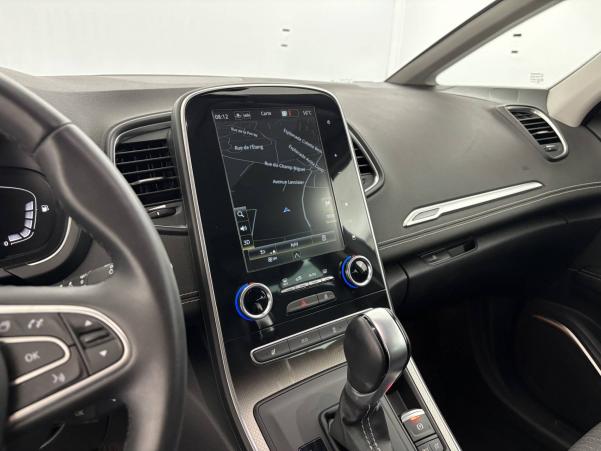 Vente en ligne Renault Grand Scenic 4 Grand Scenic TCe 140 EDC au prix de 24 870 €
