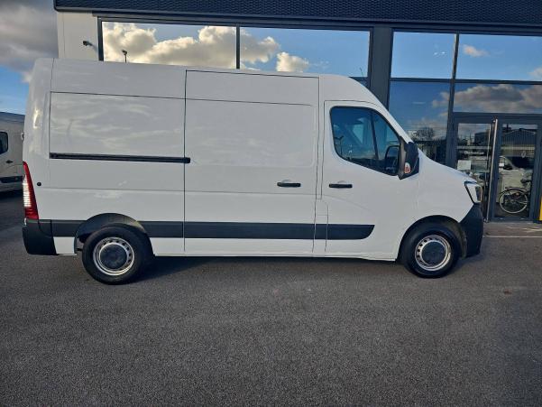 Vente en ligne Renault Master 3 Fourgon MASTER FGN TRAC F3500 L2H2 BLUE DCI 150 au prix de 29 490 €