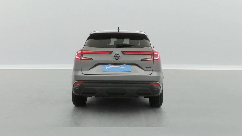 Vente en ligne Renault Austral  E-Tech hybrid 200 au prix de 33 990 €