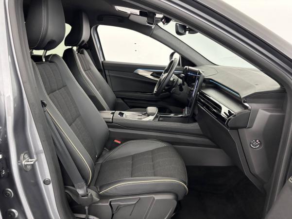 Vente en ligne Renault Austral  E-Tech hybrid 200 au prix de 33 990 €