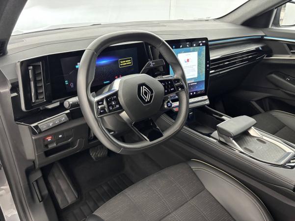 Vente en ligne Renault Austral  E-Tech hybrid 200 au prix de 33 990 €