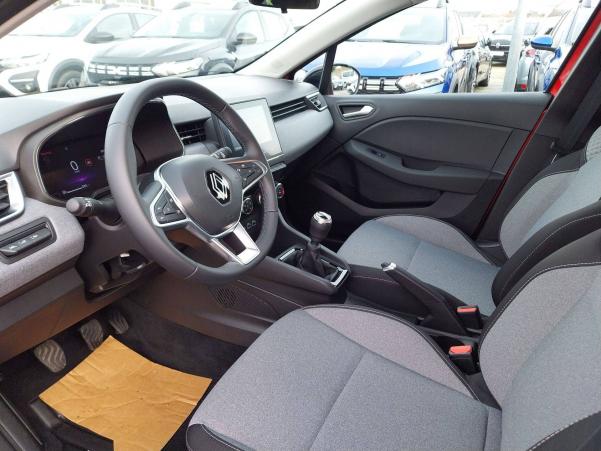 Vente en ligne Renault Clio 5 Clio dCi 100 au prix de 18 990 €