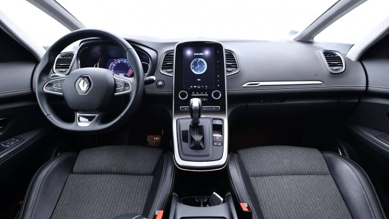Vente en ligne Renault Grand Scenic 4 Grand Scenic TCe 140 EDC au prix de 24 870 €