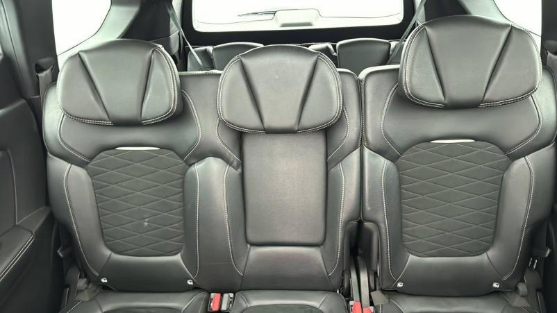 Vente en ligne Renault Grand Scenic 4 Grand Scenic TCe 160 EDC au prix de 25 470 €