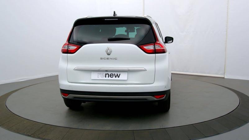 Vente en ligne Renault Grand Scenic 4 Grand Scenic TCe 160 EDC au prix de 25 470 €