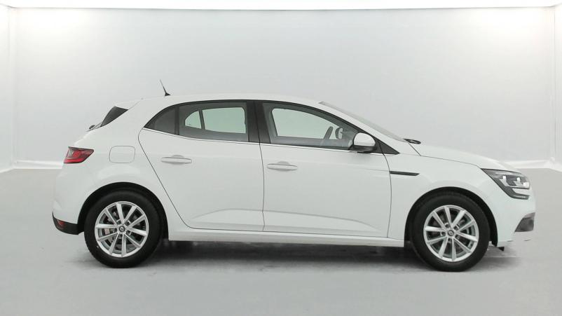 Vente en ligne Renault Megane 4 Mégane IV Berline Blue dCi 95 au prix de 16 490 €