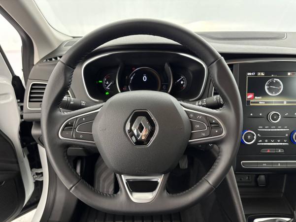 Vente en ligne Renault Megane 4 Mégane IV Berline Blue dCi 95 au prix de 16 490 €