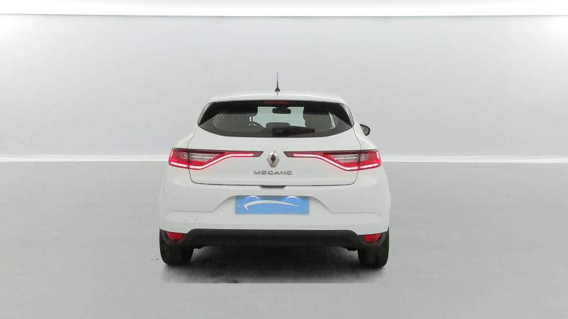 Vente en ligne Renault Megane 4 Mégane IV Berline Blue dCi 95 au prix de 16 490 €