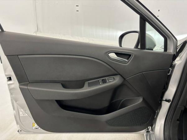 Vente en ligne Renault Clio 5 Clio Blue dCi 85 au prix de 11 870 €