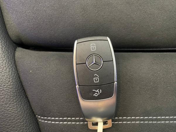 Vente en ligne Mercedes Classe C Break  220 d 9G-Tronic au prix de 33 990 €