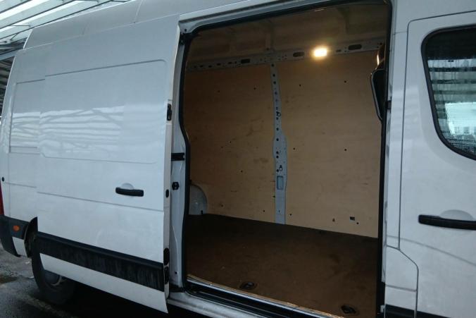 Vente en ligne Renault Master 3 Fourgon MASTER FGN TRAC F3500 L3H3 BLUE DCI 145 au prix de 26 990 €