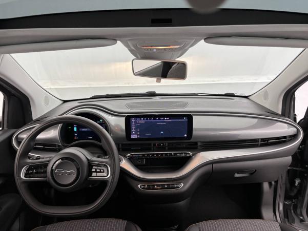 Vente en ligne Fiat 500 électrique 500 e 118 ch au prix de 13 870 €