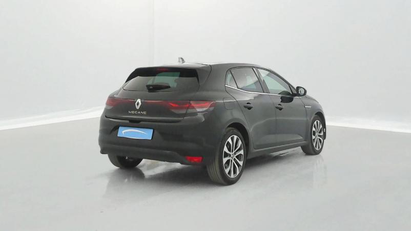 Vente en ligne Renault Megane 4  Blue dCi 115 EDC au prix de 25 990 €