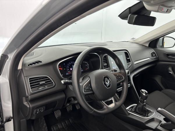 Vente en ligne Renault Megane 4 Mégane IV Berline Blue dCi 115 au prix de 16 990 €