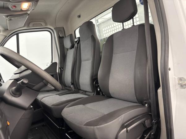 Vente en ligne Renault Master Fourgon  dci 130 BENNE AVEC COFFRE au prix de 22 950 €