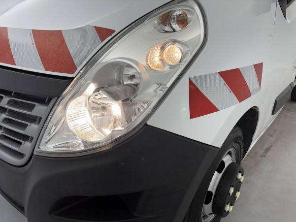 Vente en ligne Renault Master Fourgon  dci 130 BENNE AVEC COFFRE au prix de 22 950 €