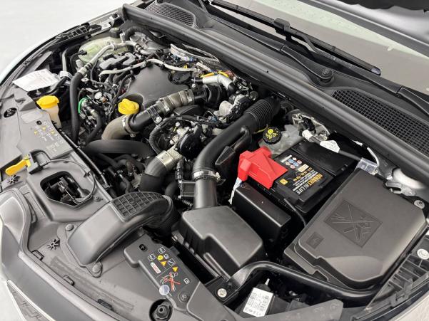 Vente en ligne Renault Clio 5 Clio Blue dCi 85 au prix de 12 770 €