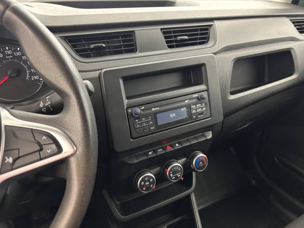 Vente en ligne Renault Express Van  BLUE DCI 95 au prix de 13 990 €