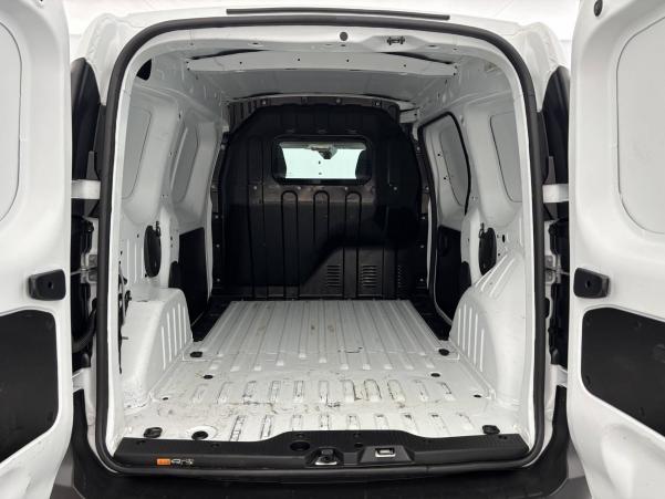 Vente en ligne Renault Express Van  BLUE DCI 95 au prix de 13 990 €