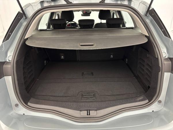 Vente en ligne Renault Megane 4 Estate Mégane IV Estate Blue dCi 115 EDC au prix de 16 470 €