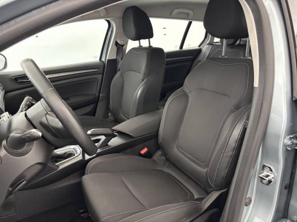 Vente en ligne Renault Megane 4 Estate Mégane IV Estate Blue dCi 115 EDC au prix de 16 470 €