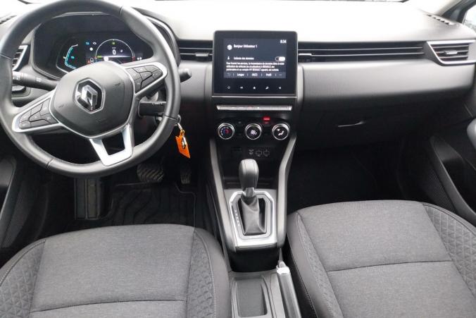 Vente en ligne Renault Clio 5 Clio E-Tech 140 - 21N au prix de 16 870 €