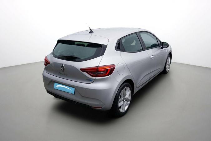 Vente en ligne Renault Clio 5 Clio E-Tech 140 - 21N au prix de 16 870 €