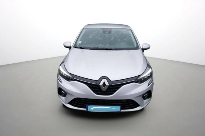 Vente en ligne Renault Clio 5 Clio E-Tech 140 - 21N au prix de 16 870 €