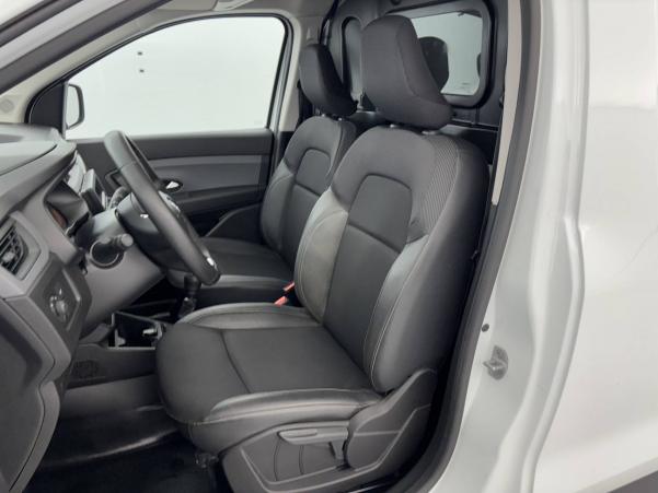 Vente en ligne Renault Express Van  BLUE DCI 95 au prix de 12 290 €