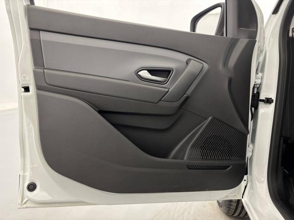 Vente en ligne Renault Express Van  BLUE DCI 95 au prix de 12 290 €