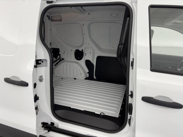 Vente en ligne Renault Express Van  BLUE DCI 95 au prix de 12 290 €