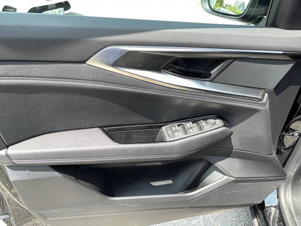 Vente en ligne Renault Austral  E-Tech hybrid 200 au prix de 32 990 €