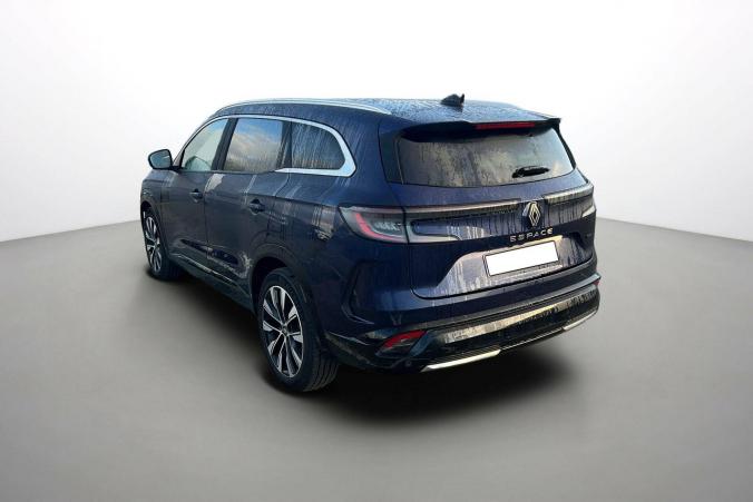 Vente en ligne Renault Nouveau Espace Espace E-Tech hybrid 200 au prix de 40 990 €