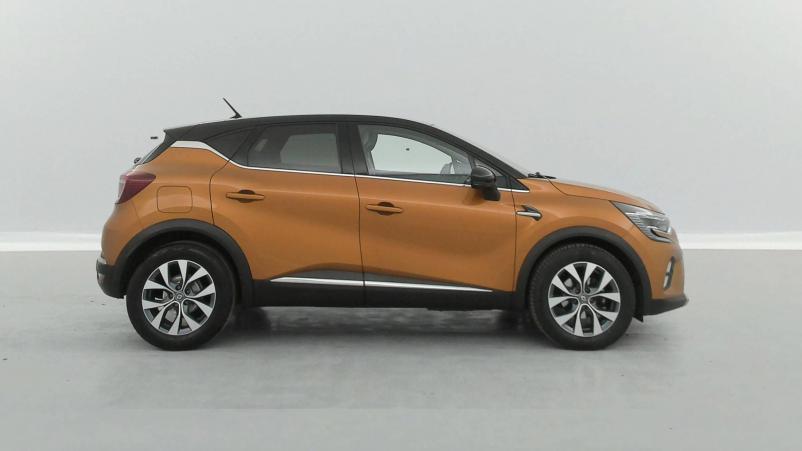 Vente en ligne Renault Captur  Blue dCi 115 au prix de 17 490 €