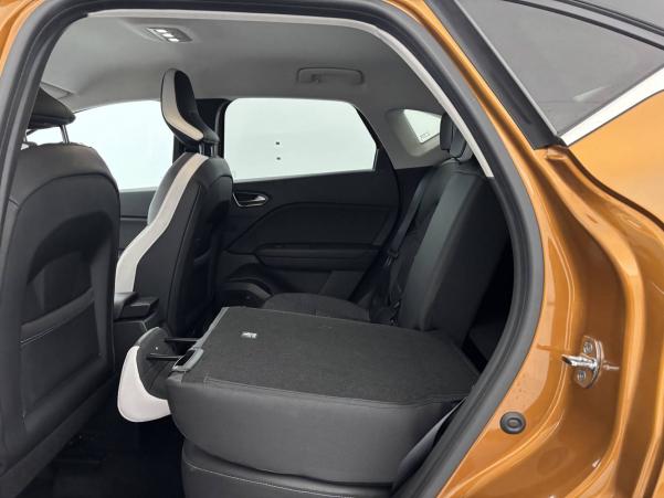 Vente en ligne Renault Captur  Blue dCi 115 au prix de 17 490 €