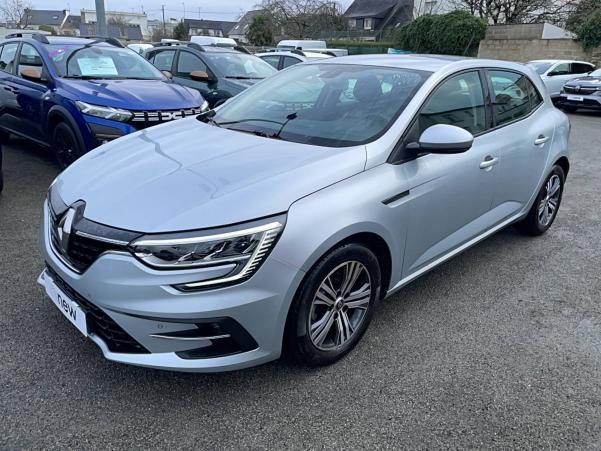 Vente en ligne Renault Megane 4  Blue dCi 115 au prix de 19 990 €