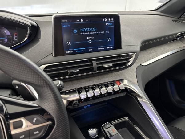 Vente en ligne Peugeot 3008  BlueHDi 130ch S&S EAT8 au prix de 20 990 €
